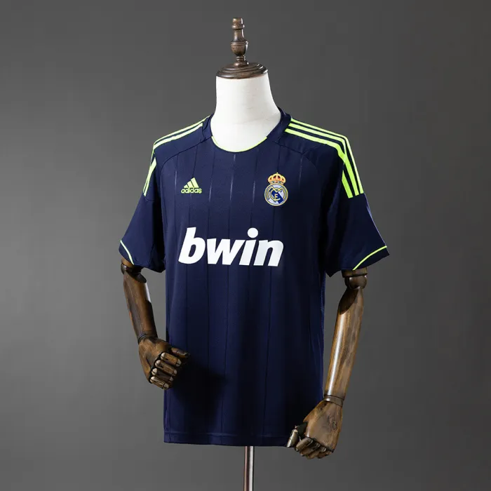 Retro Real Madrid 2012-13 Away Kit