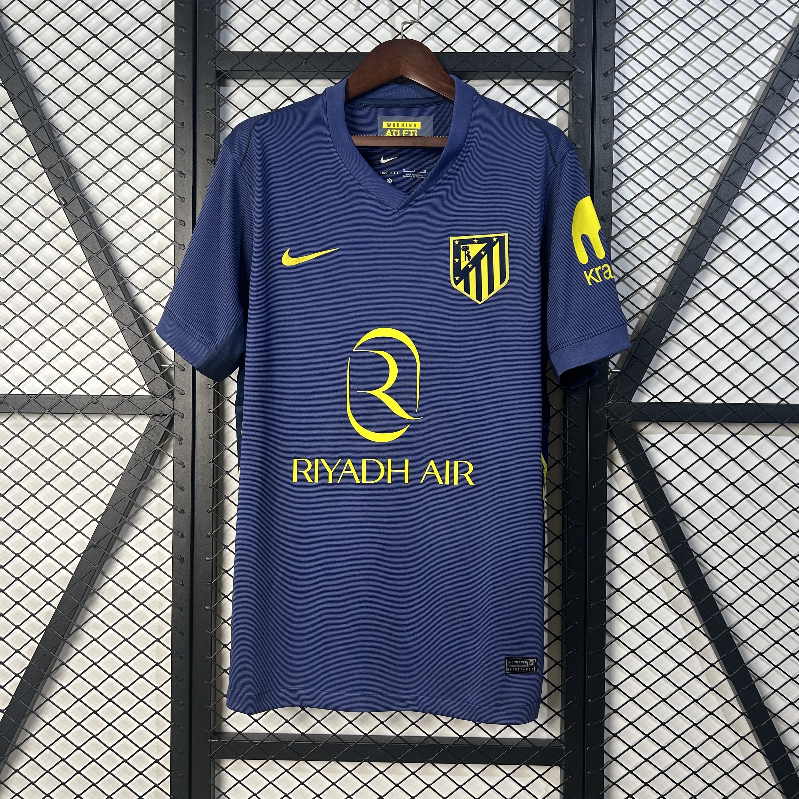 Atletico Madrid 25-26 Away Kit